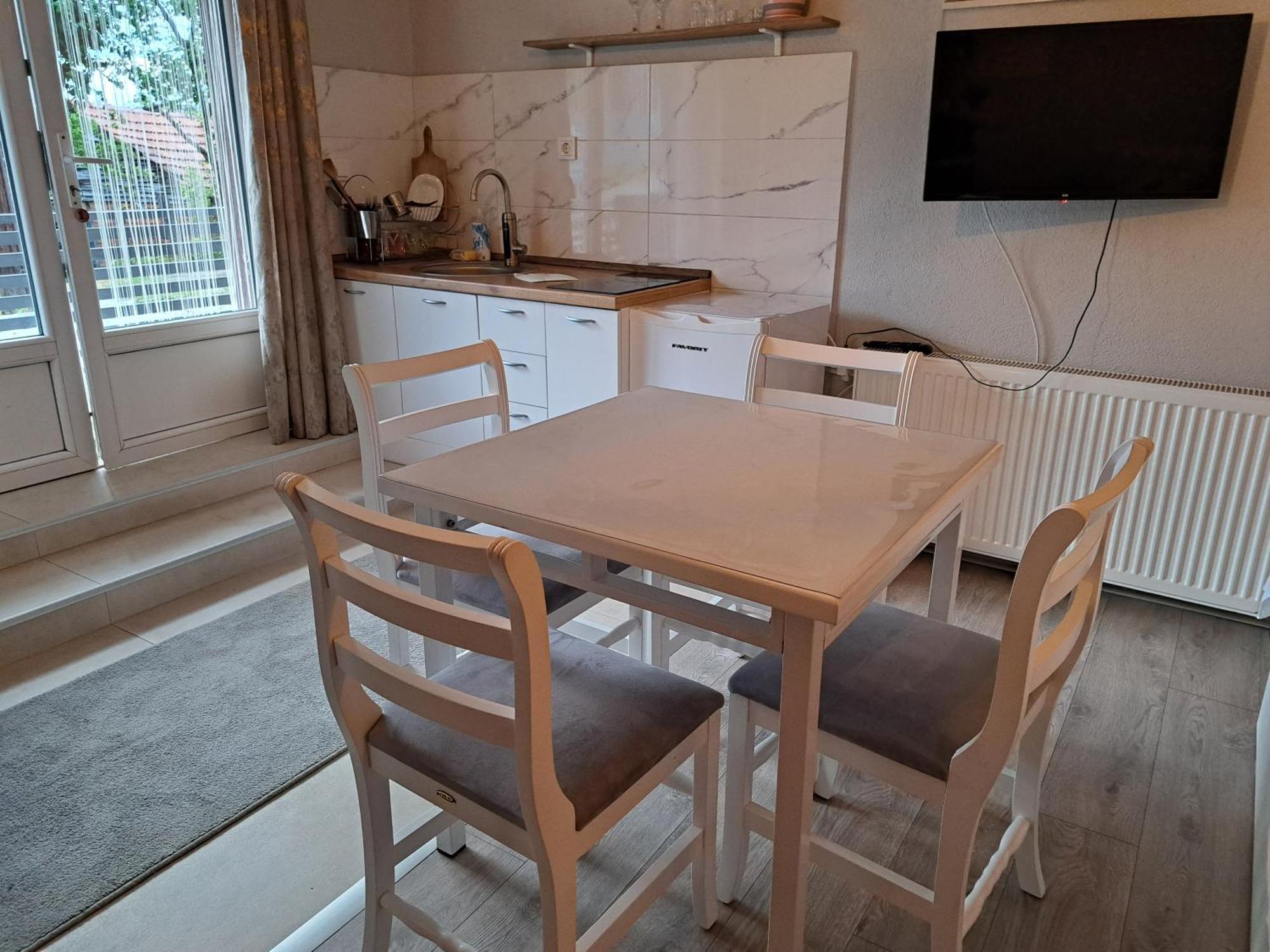 Papi Apartments Kruševo Habitación foto
